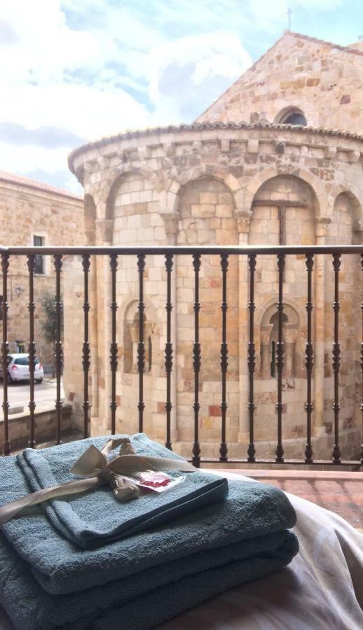 Casa Santa Maria La Nueva Con Aire Acondicionado Apartman Zamora Kültér fotó
